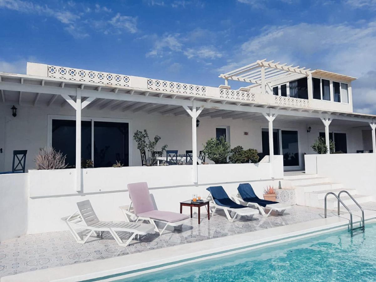 Villa Nirvana - Casa Marosenia Guime ภายนอก รูปภาพ